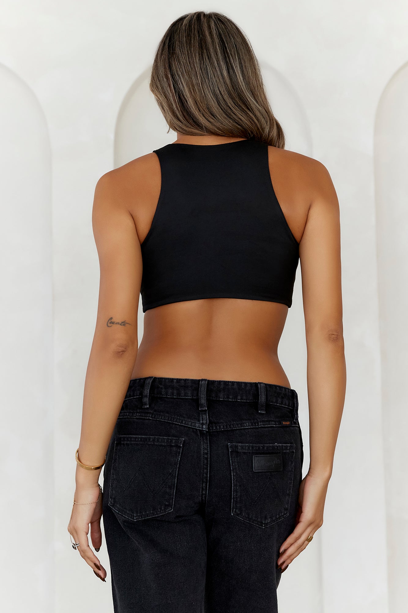 BASE  The Classic Crop Top Black