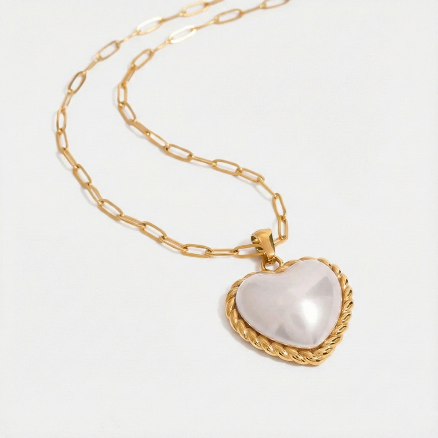 Viktoria Necklace